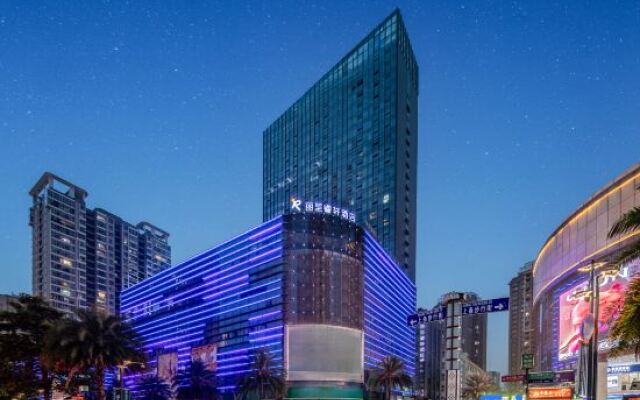 Rezen Select Hotel (Wenshan Dongfeng Road Pedestrian Street)