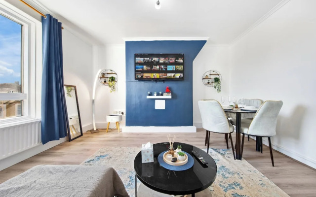 Modern Bed Apartment