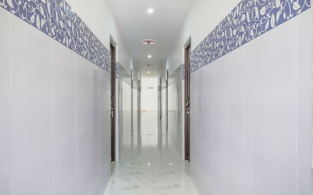 OYO 40674 Antonio's Hotel Sunrise