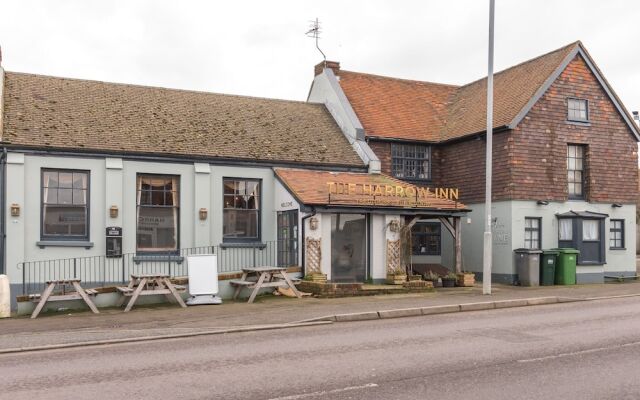 Enticing Home in Hastings Near Castle