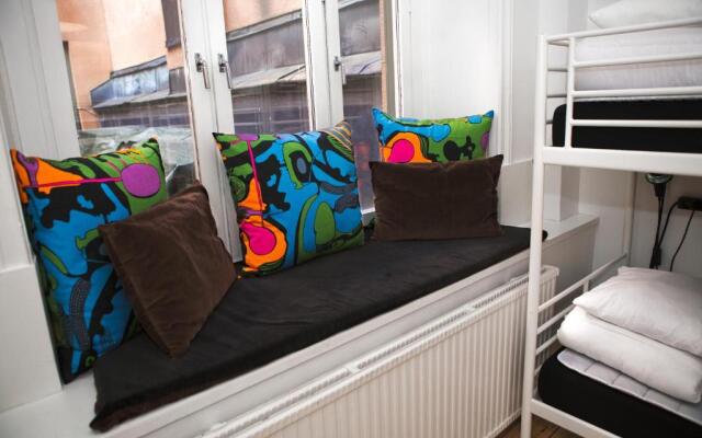 City Backpackers Apartments