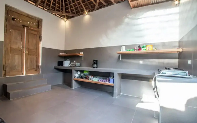 Marika Sawah 2 Villas-11Bedroom Private Pool