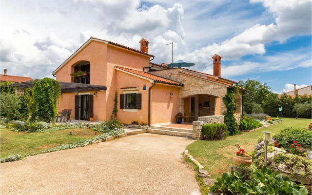 Holiday home Muntic III
