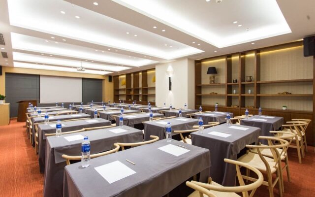 Jianguo HIDDEN Hotel (Dalian Zhongshan Road Youhao Square)