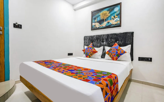 Fabhotel Royal King I