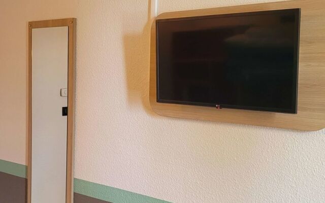 Premiere Classe Lyon Nord - Dardilly