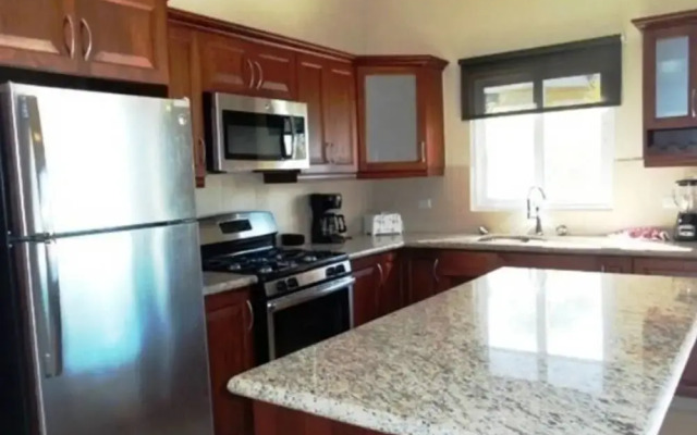 Two Bedroom With Jaccuzi Gated