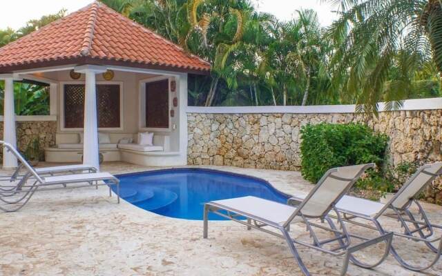 4BR Villa Las Piñas CasadeCampo by ASVR