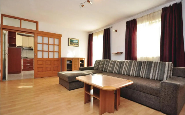 Apartment Pucisca 46