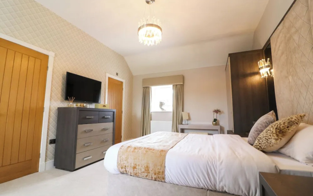 Northumberland Luxury Stays - The Chivits