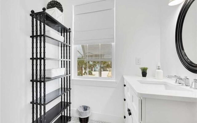 Anastasia Beach House - Five Bedroom Home