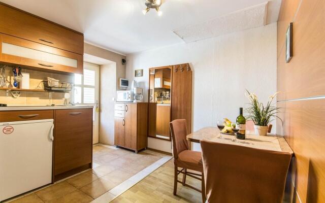 Buza - SA2(2) in Vrbnik