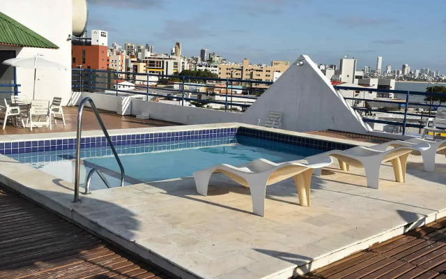 Ameris Manos Royal Hotel