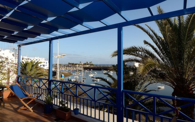 Comfortable Apartment in Arrecife With Terrace