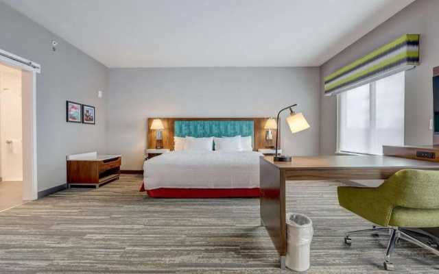 Hampton Inn & Suites Cincinnati Midtown Rookwood