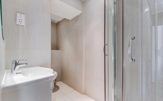 1 Lexham Gardens Hotel