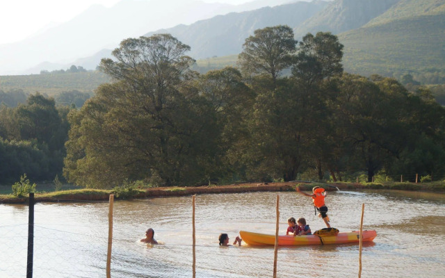 Swartberg Backpackers