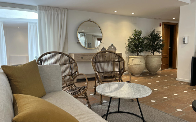 Soho Boutique Atalia