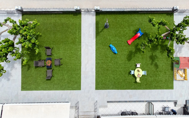 Stork Holiday Apartments - Garden & Sea View