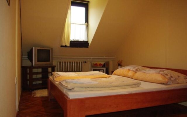 Thermal Kemping es Motel