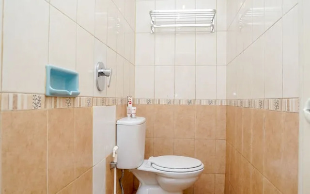 OYO 448 Hotel Central