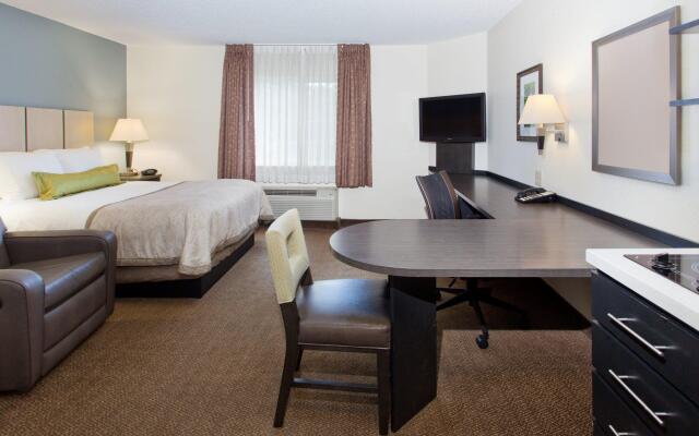 Sonesta Simply Suites Phoenix Glendale