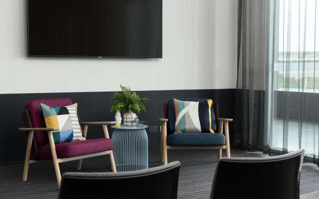 Atura Adelaide Airport
