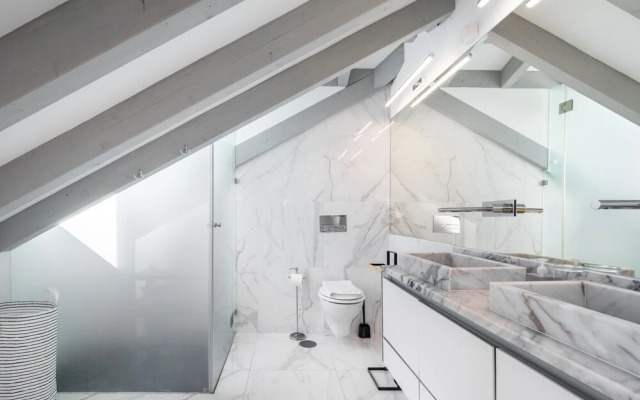 Premium Duplex Business & Families