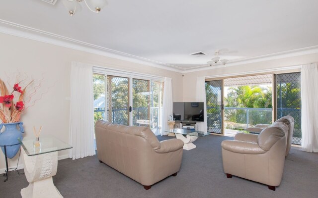 Ronald Avenue, 45, Villa Floridiana