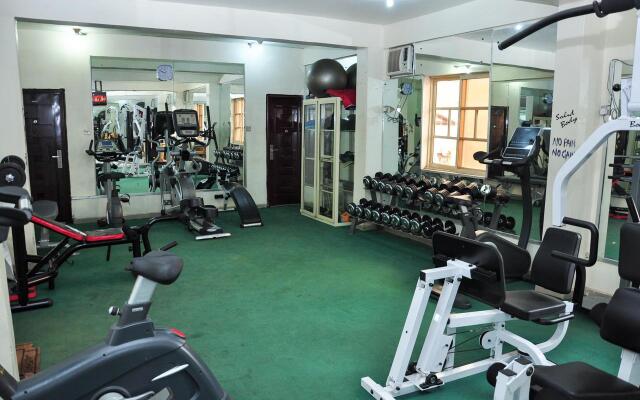 Elomaz Hotels, Abuja