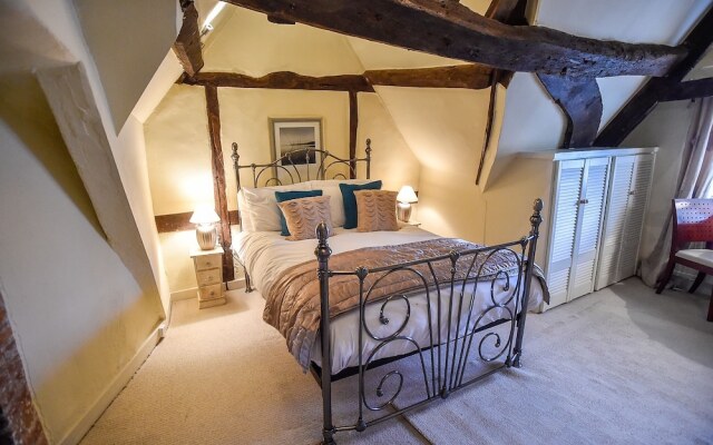 The Kingsbury at No7 & No8