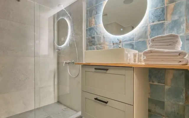 Queen Barbora Central Lofts