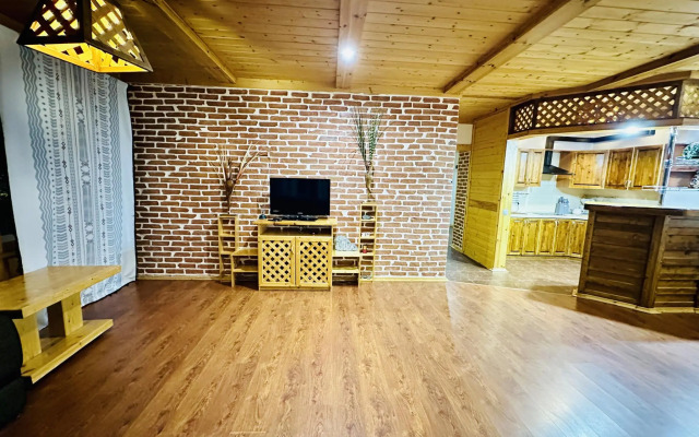 Апартаменты на улице Аланская 25