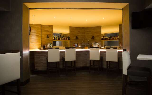 Radisson Hotel Cincinnati Riverfront