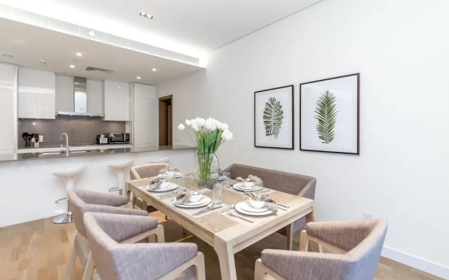 Driven Holiday Homes - City Walk 22