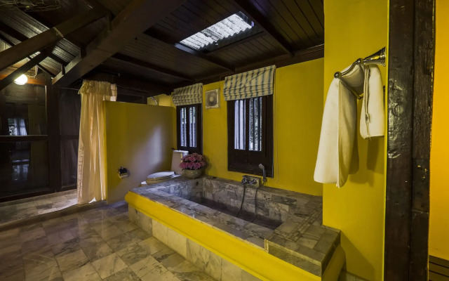 Zantiis Ndol Villas