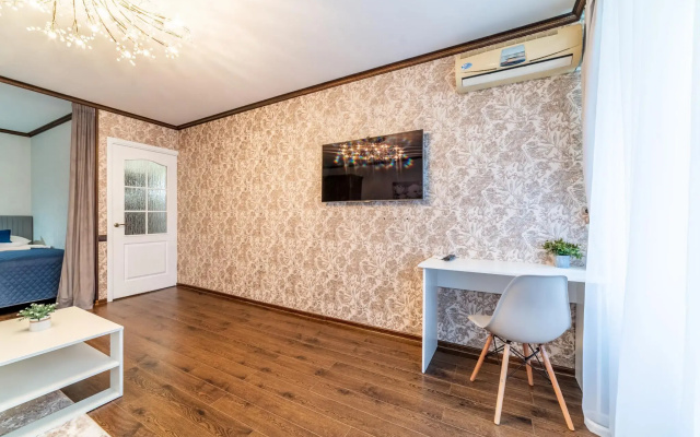 Sun City Apartment (Сан Сити Апартмент) на улице Островского