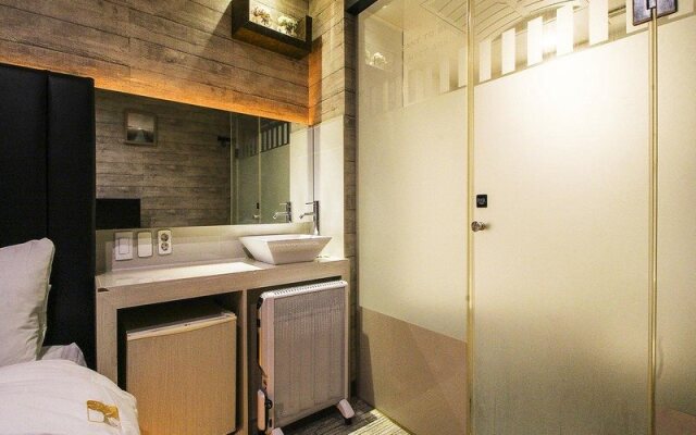 2X Hotel