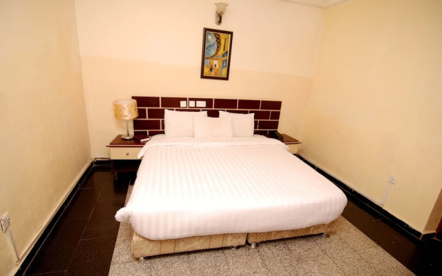 Lapour Hotels Ltd