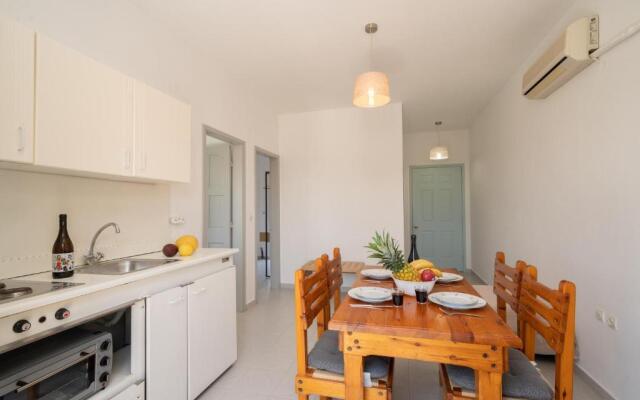Iris Apartments
