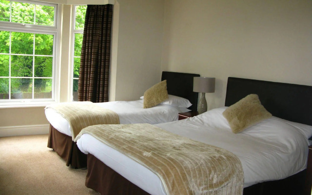 Abbey Grange Hotel
