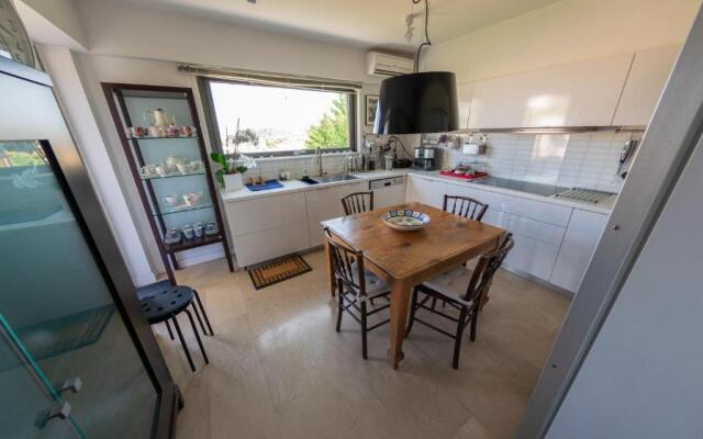 NEW!! Enjoy the Sea View at Fully Equipped 2BR House