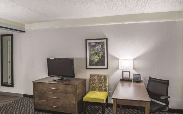 La Quinta Inn & Suites by Wyndham Phoenix Chandler