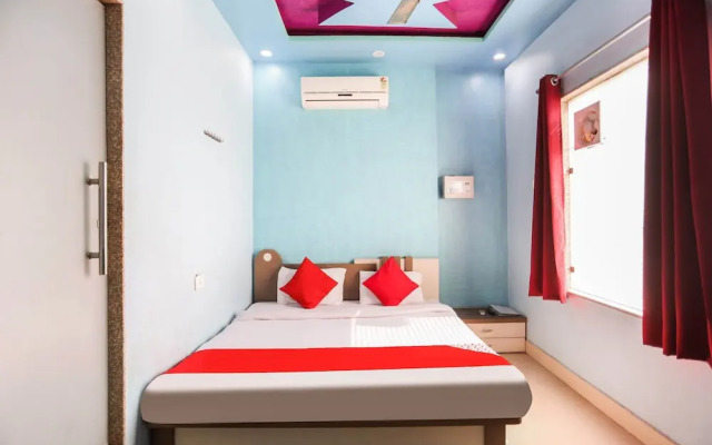 German Cafe by OYO Rooms
