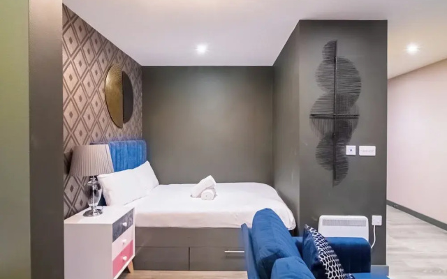 The Noir Apartment Sheffield