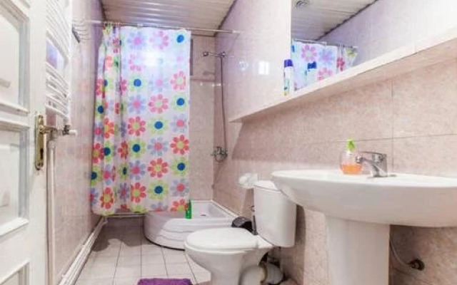 Dvizh Hostel Eli Spali