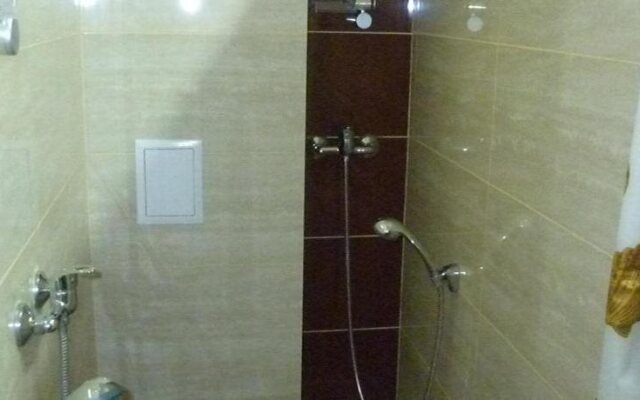 Vitan Hotel
