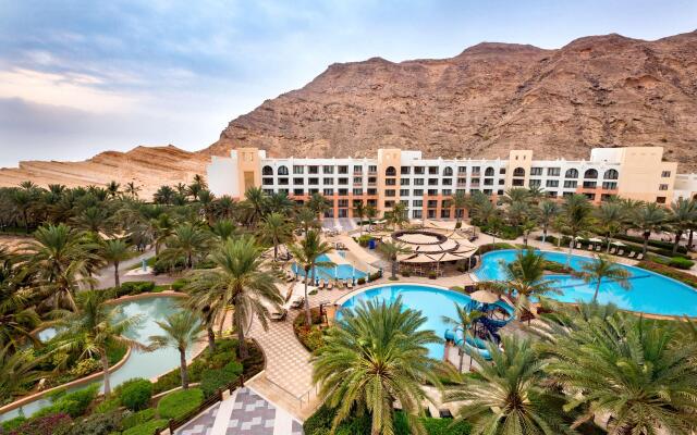 Shangri-La Barr Al Jissah Resort & Spa — Al Waha