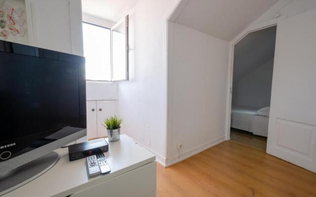 118 D - Roof House in Avenida - Lisbon