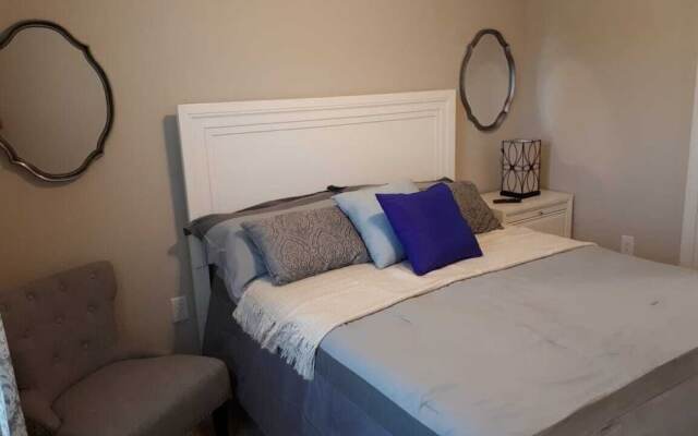 Splendid 4 Bedroom Home Close to Disney 5168